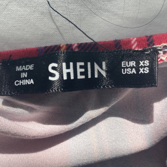 Shein xs crop top - Picture 3 of 6
